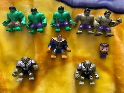 LEGO big-figures large minifigures,, AHUNTSIC, PICK UP lego, legos, collection, lot, minifigure, fig...