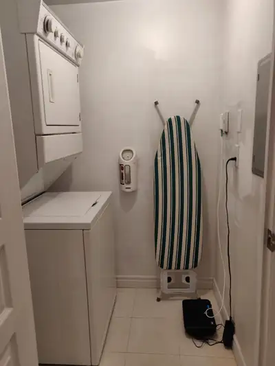 Heart of downtown, Bay and College condo, available Aug. 1st