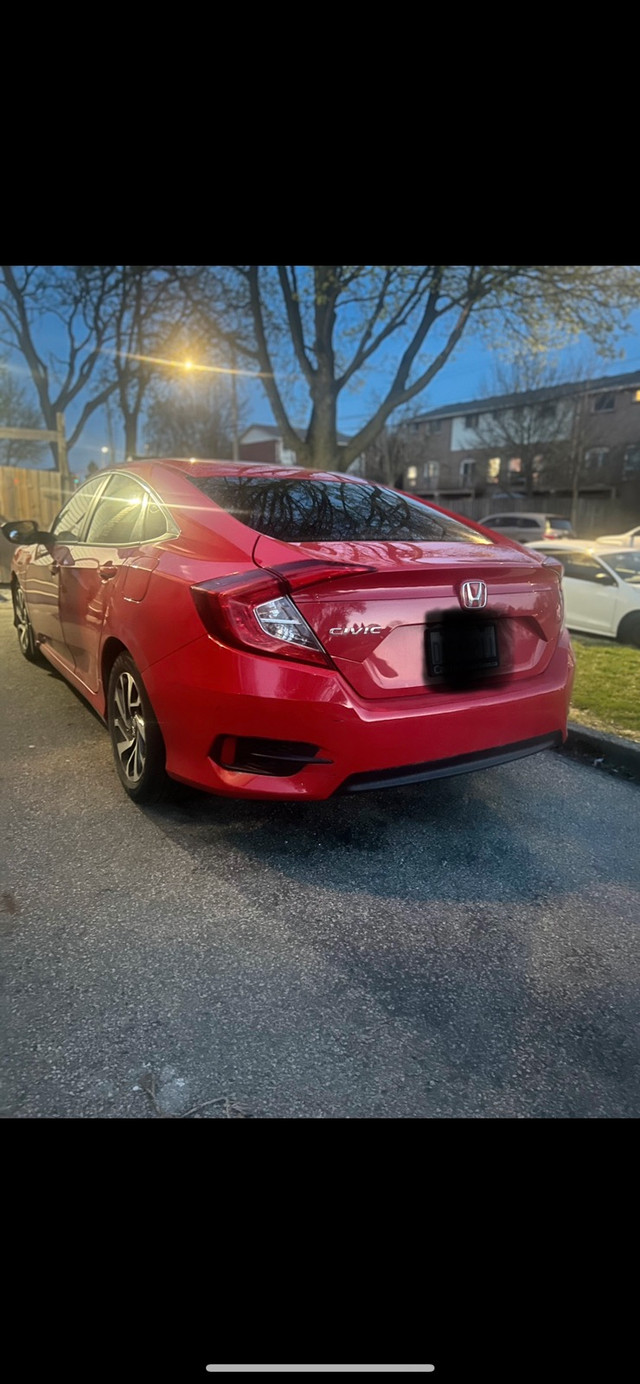 Honda Civic in Cars & Trucks in Hamilton - Image 2
