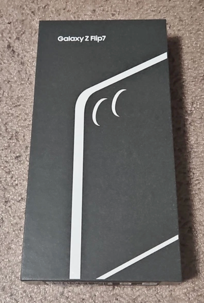 Samsung Z Flip 7 5G 256GB Blue Brand New Unlocked, View more
