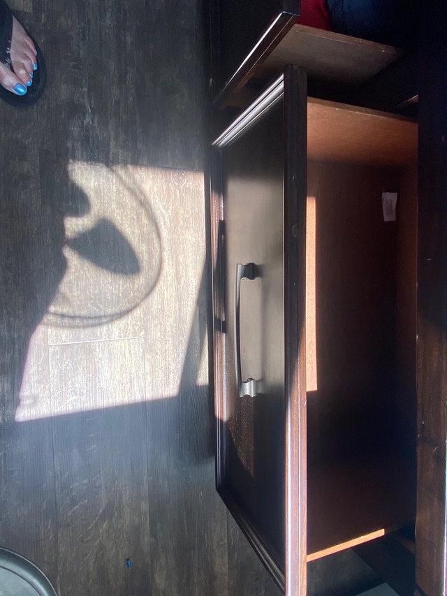 Queen headboard, bed frame with drawers rawers Beds & Mattresses