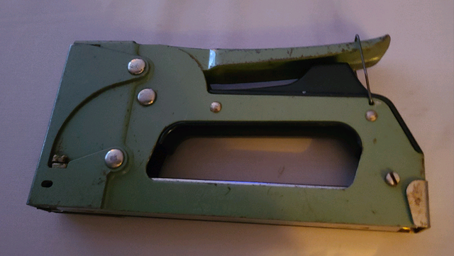 Arrow T55 staple gun