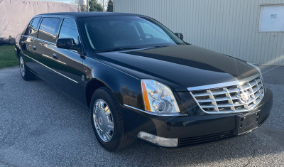 58,750km - Like new - Safetied - 2011 Cadillac DTS