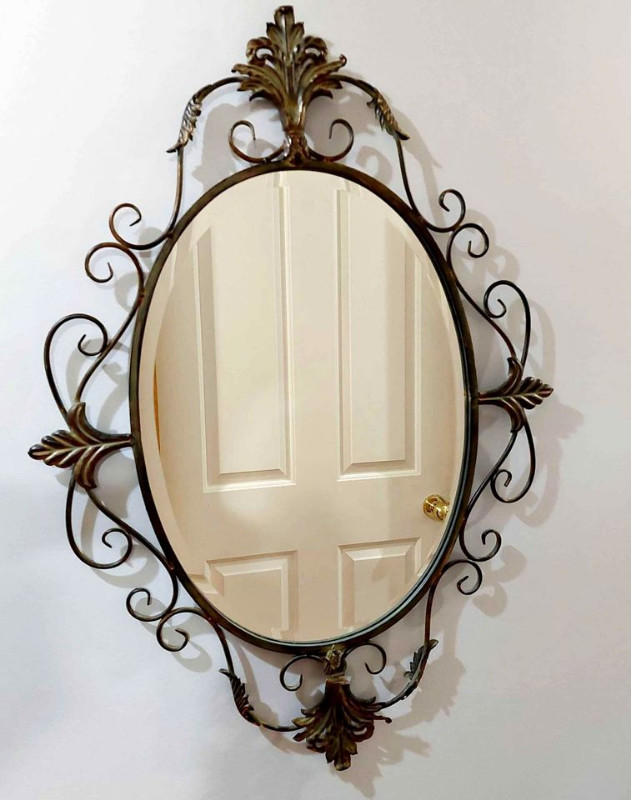 MIrror with Metal Frame in Home Décor & Accents in Calgary