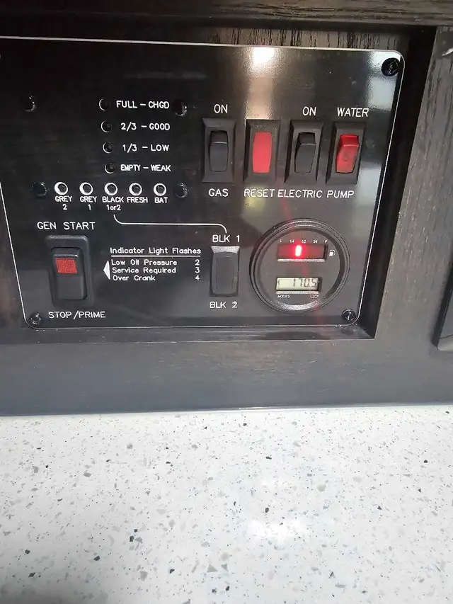 2019 33 foot Impact toyhauler in Travel Trailers & Campers in Prince George - Image 6