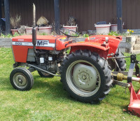 Vintage Massey Ferguson Tractor 1964 MF 205 Diesel