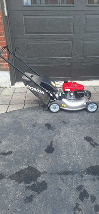 Honda Lawnmower 