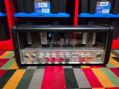 Hughes & Kettner Tubemeister 18 à lampes 1 watt, 5 ou 18 watts, View more