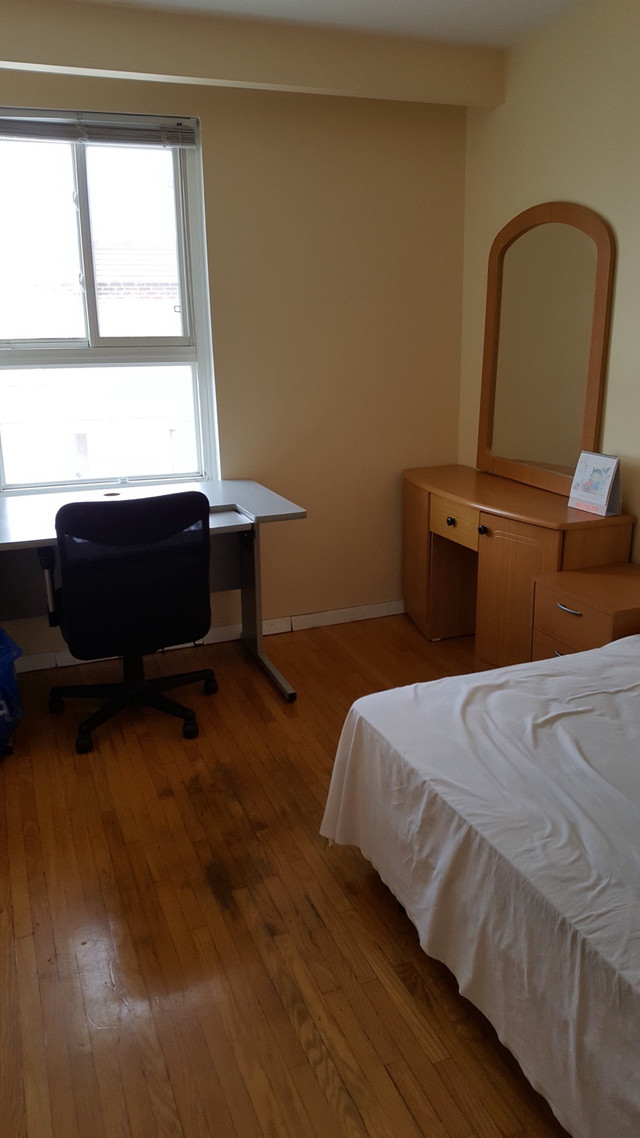 sheppard and don mills private room for rent in Room Rentals & Roommates in City of Toronto - Image 4