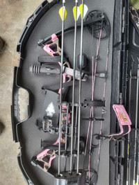 Lady compound bow