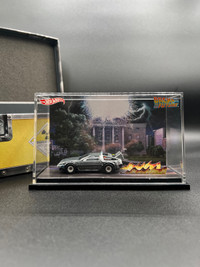 Hot Wheels SDCC Back to The Future Delorean with Plutonium Case