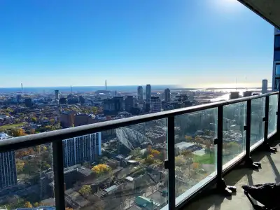 Downtown two bedroom unit furnished with lakeview
