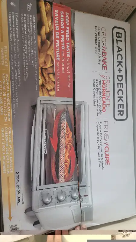 Black and Decker Airfry / Toaster Oven in Toasters & Toaster Ovens in Mississauga / Peel Region - Image 3