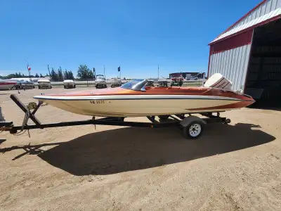 Posting for a friend. PLEASE contact Dennis 1-403-998-3812 1981’s Carlson Glastron CUX 21ft. 2.6 ltr...