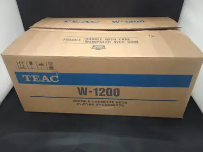 This is a brand new / Open box unit. It is being sold with full Manufacturer's warranty. Serious inq...