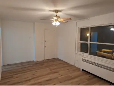 Apt for Rent in Enderby. We have a newly renovated 1bdr, 1bath apartment unit $1275 per mo. In a Qui...