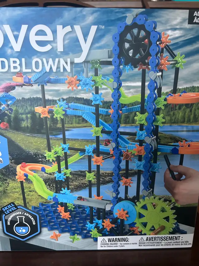 discovery mindblown marble maze in Toys & Games in Saskatoon - Image 4