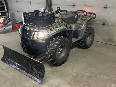 2004 Kawasaki 700 v twin 4x4 bullet proof machine thr ultimate work horse! Very clean never mudded o...