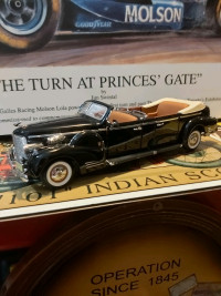 Diecast Cars &Trucks 1:24 th Scale 
Limousine 