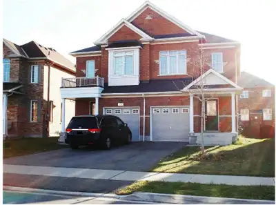 Semi Detached House for Sale 403 & Mavis & Eglinton + 2 bedroom Basement. This wonderful Semi-Detach...