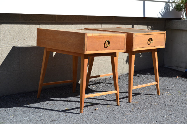 Mid Century Side Table Set in Other Tables in Kingston