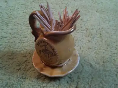 This is a made in Japan ceramic glazed pottery tourist item from the 1970's. It is a one piece minia...