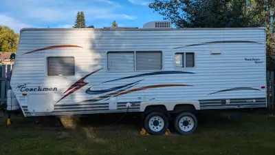 2007 Coachman Travel Trailer -solar panels -new awning -water filter system -full size mattress -ful...