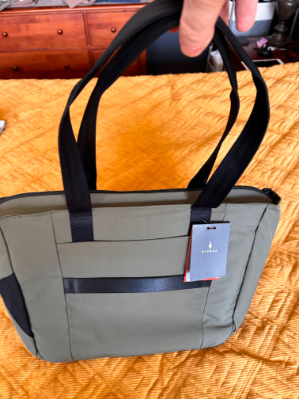 Brand New (original tag) AlpaKa Gear Metro Tote - Olive Green in Other in City of Halifax - Image 3