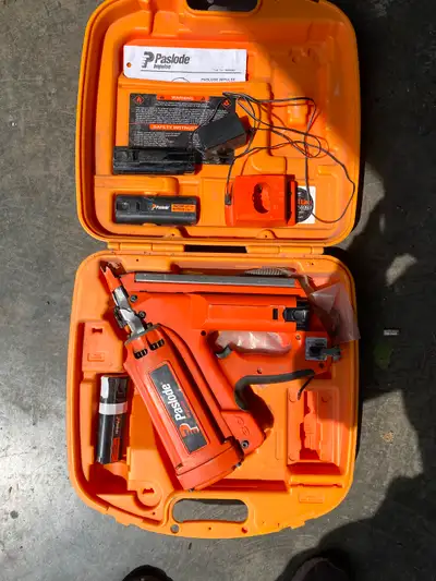 Paslode framing nailer. Works perfectly, charger works, comes with 4 batteries, 2 of which are brand...