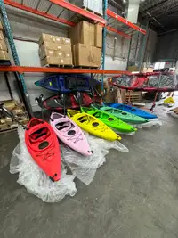 Kayaks pêche récréatif NEUF avec pagaies pélican