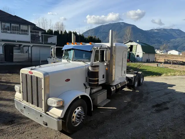 2019 Peterbilt 389 in Heavy Trucks in Mission - Image 3