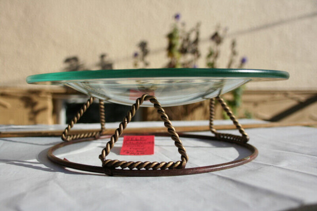 SELF BALANCING Glass Serving Plate or Centre Piece Bowl COOL!! in Kitchen & Dining Wares in Winnipeg - Image 3
