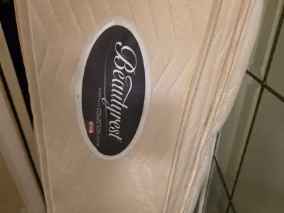 Hotel Grade King size From Non smoking, no pet home