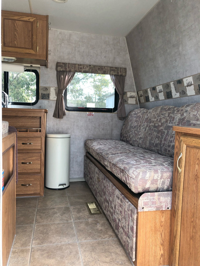 Fleetwood Pioneer 180ck in Travel Trailers & Campers in Grande Prairie - Image 3