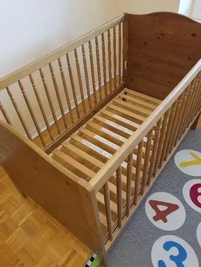 Toddler or baby bed / crib, View more