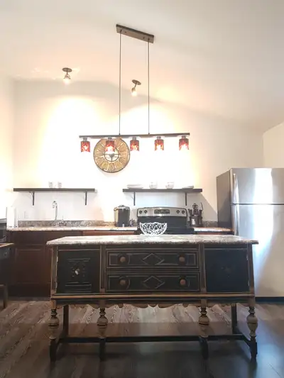 Clean modern apartment available for rent. This unit is centrally located on a major bus route, shor...