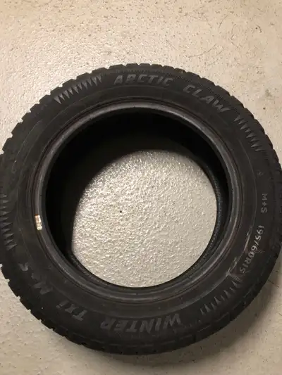 3 Arctic claw winter tires 195/60/r15 Tires are in great condition, no holes or damage all tires hol...