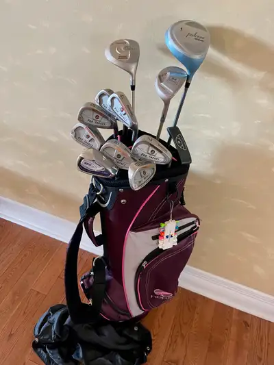 Women’s Golf set with Graphite Shafts and Golf bag / Right Hande, View more