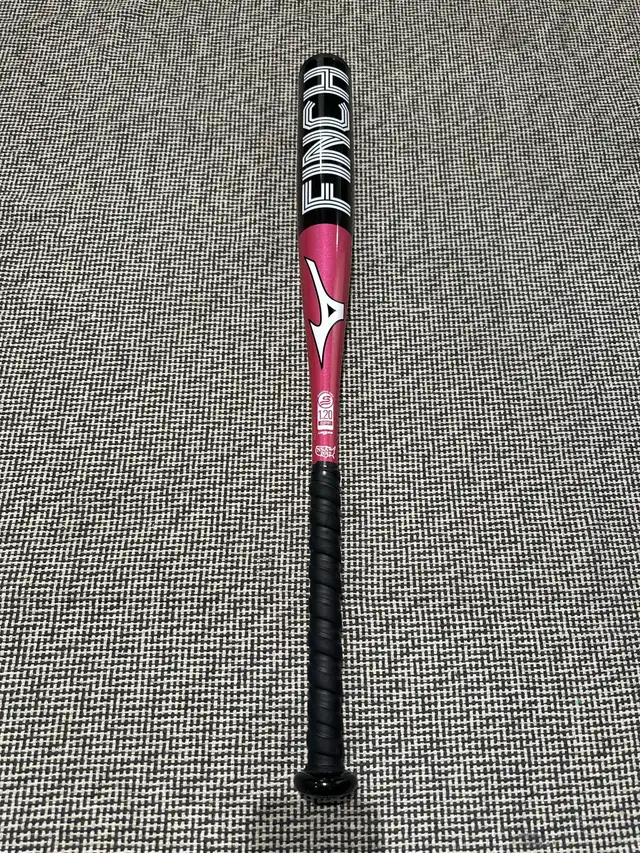 Mizuno Youth Hot Metal Tee Ball Alloy Baseball Bat in Baseball & Softball in City of Toronto - Image 2