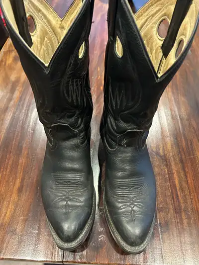 Canada West Cowboy Boots men’s sz8, View more