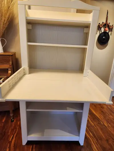 Baby Change table - Table a langer, View more