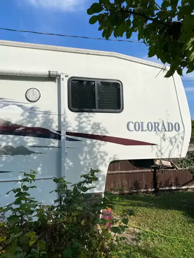 1 owner very clean lightly used 5th wheel. Family grew up and no longer needed. Separate bunk room f...