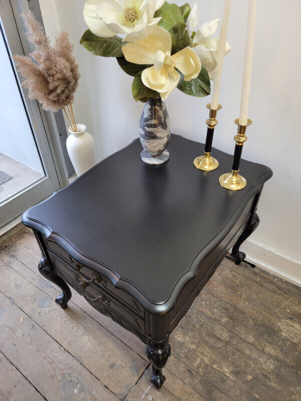 Professionally Painted Antique 2 Drawer Ornate Side Table in Arts & Collectibles in Hamilton - Image 4
