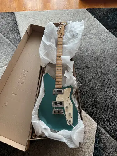 Brand new Reverend Jet Stream RB Deep Sea Blue, View more