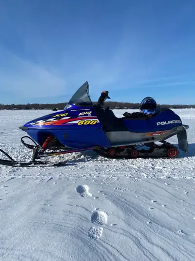 2001 Polaris xc 600. Very fast machine 115 psi compression in each cylinder Starts first pull after...