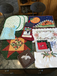 Lot of Vintage Holiday Linens
