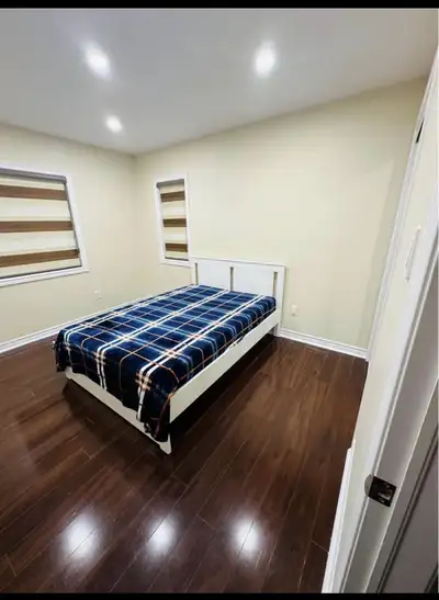 Room available on upper floor for rent In sharing $500 rent only for girls And for couple to 5 min w...