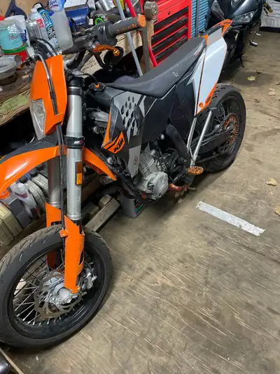 Ktm exc 530 tons of extra stuff to go with the bike 4K O.B.O