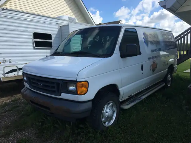 2007 Ford E350 cargo van