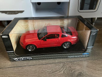 NEW 2004 Hot Wheels 1/18 Red Ford Mustang Gt Metal Collection